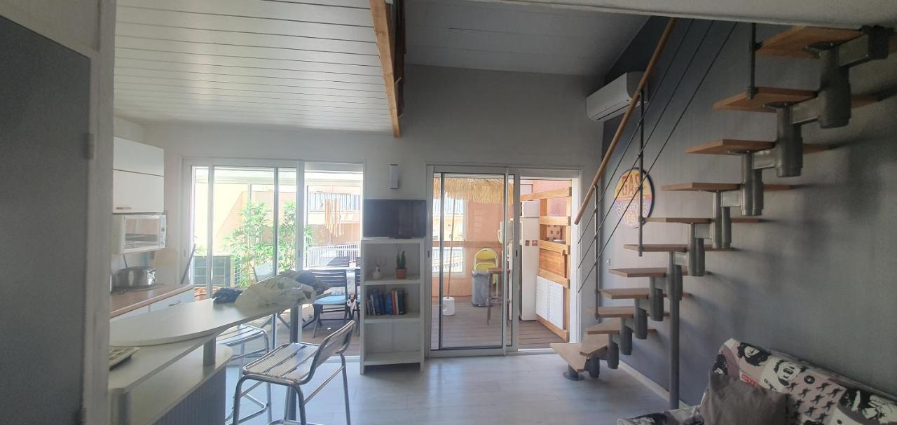 Joli Et Spacieux Studio Avec Garage Au Bord De Mer เฟรฌูส ภายนอก รูปภาพ